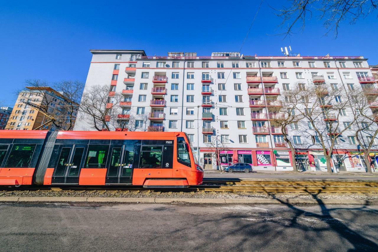 Modry Apartman, Racianska 29, 布拉迪斯拉发 外观 照片